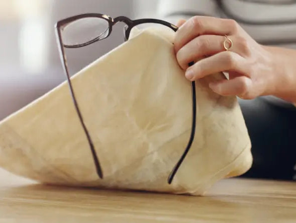 How to Clean Eyeglasses the Right Way